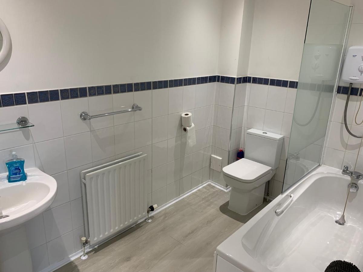 Flat Two, 212 Eaglesham Road, East Kilbride, Глазго Экстерьер фото