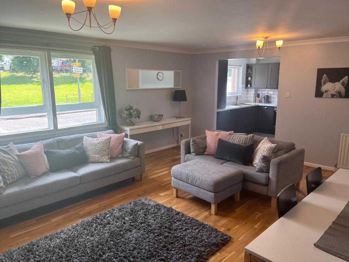 Flat Two, 212 Eaglesham Road, East Kilbride, Глазго Экстерьер фото