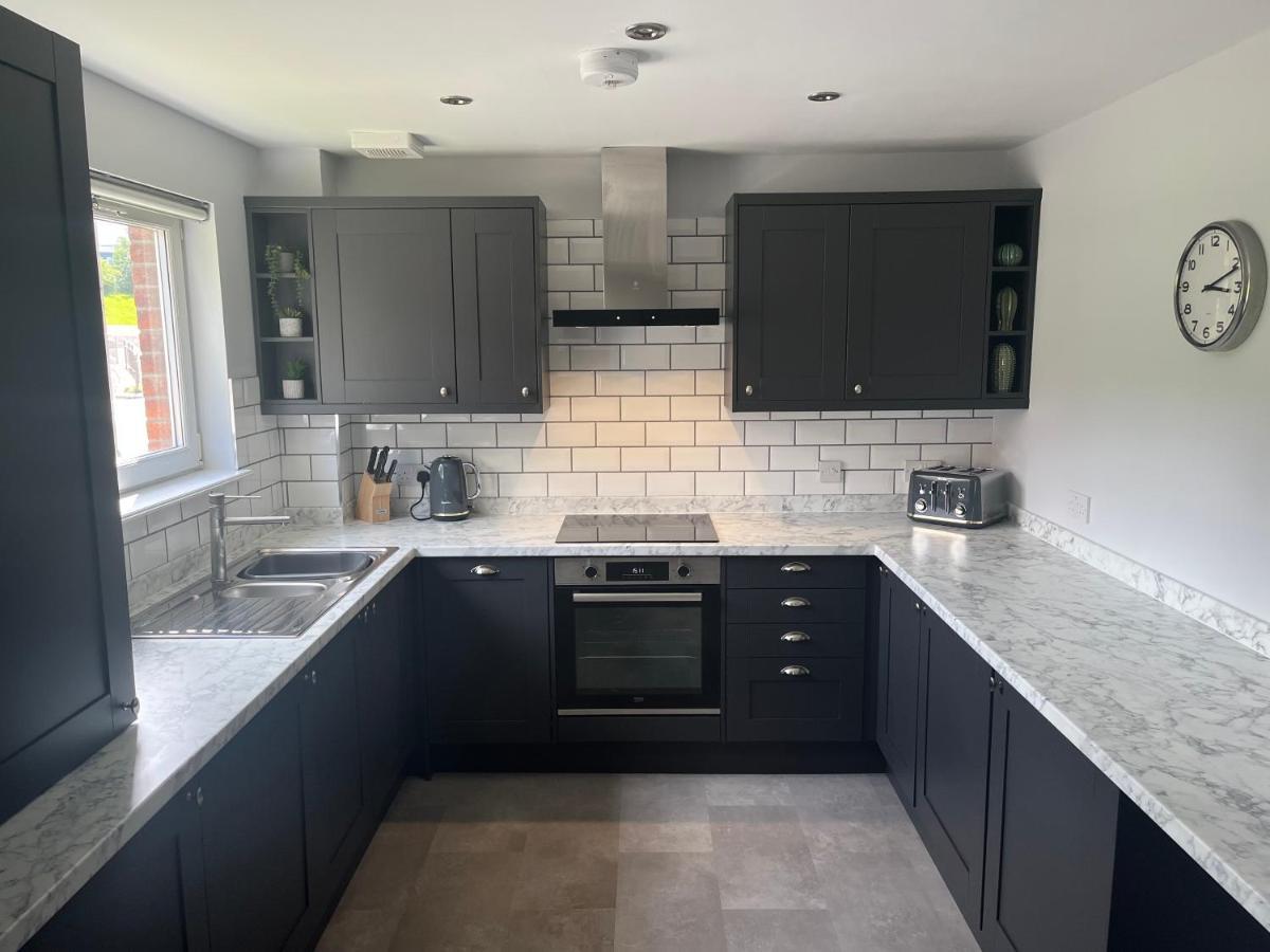 Flat Two, 212 Eaglesham Road, East Kilbride, Глазго Экстерьер фото